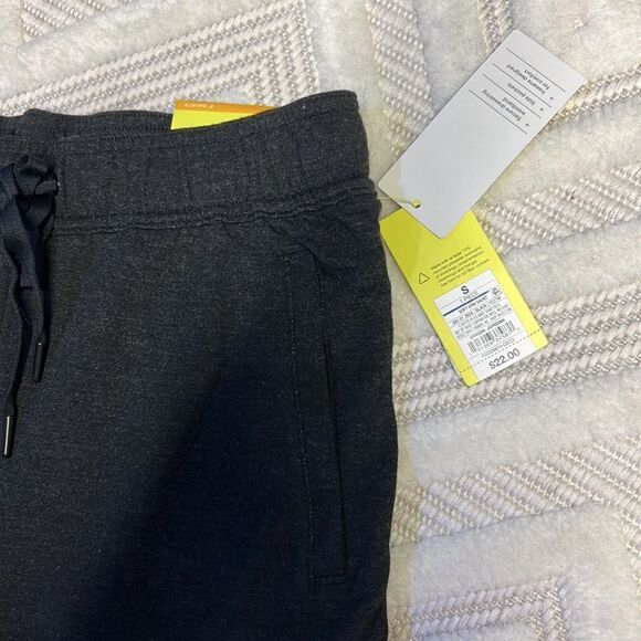 Target - Soft Gym Shorts 9" - All in Motion - Picture 4 of 6